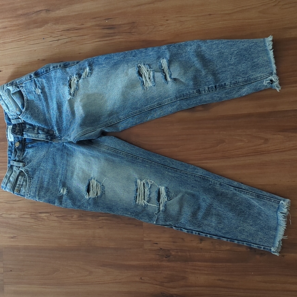 Size 3 (25) jeans, stressed, cropped, faded